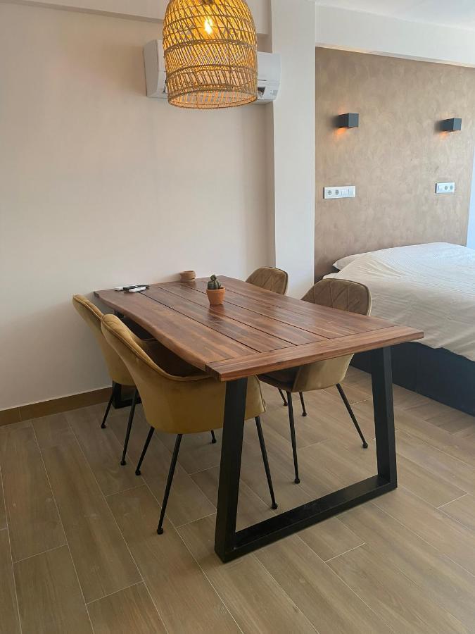 Studio Don Jim Family, Beautiful Luxurious New Studio Near Arenal Beach خافييا المظهر الخارجي الصورة